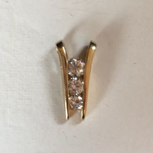 Beautiful 10k Gold with 3- CZ’ Pendant